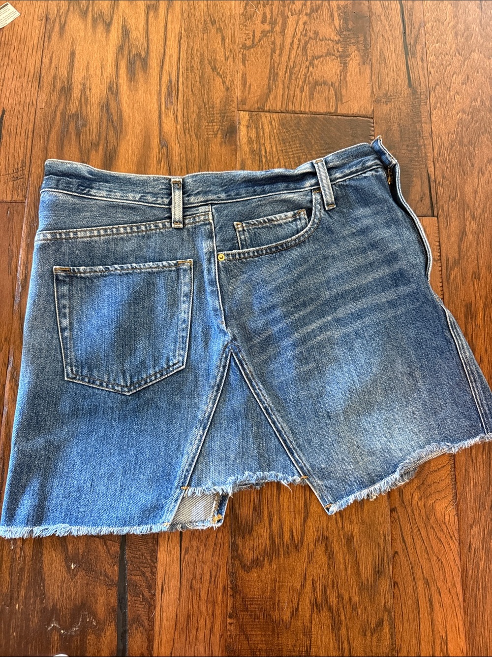 FRAME size 30/10 Denim Mini Skirt in Medium Blue - Picture 2 of 4